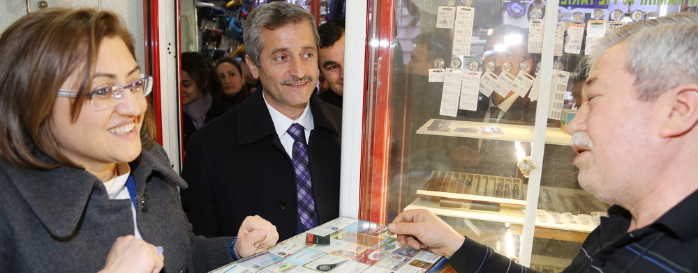 ahin ve Tahmazolunundan Byk Pasaj Esnafna Ziyaret