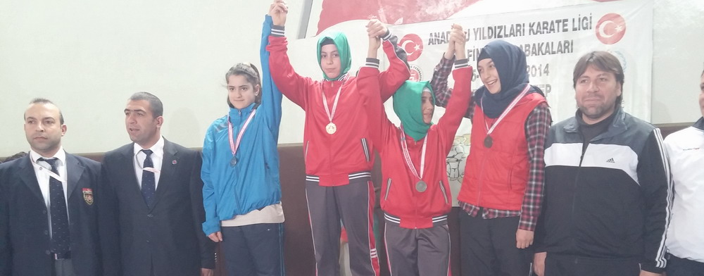 ahinbey Belediye Sporlu Kareteciler Birinci Oldu