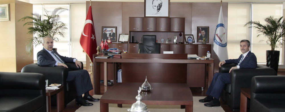 Vali Atadan Bakan Tahmazoluna Hayrl Olsun Ziyareti