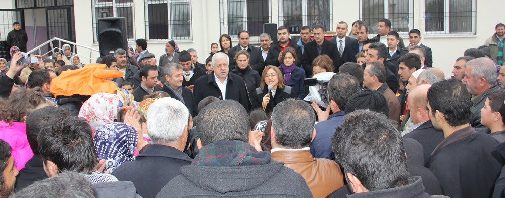 ahin Ve Tahmazolu, Yeni Mahalle ve Kylerde Cokuyla Karland