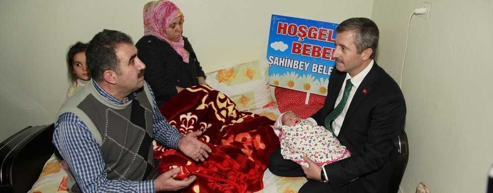 Bakan Tahmazolundan Anlaml Ziyaret