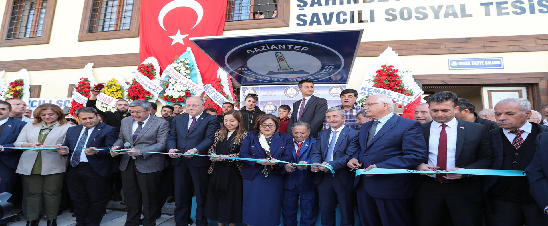 Bakanmzdan Bir Rekor Daha! Bir Gnde 7 Tesis
