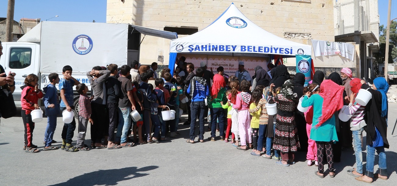 �ahinbey Belediyesi�nden S�n�r �tesine 2.000 Ki�ilik A�ure �kram�