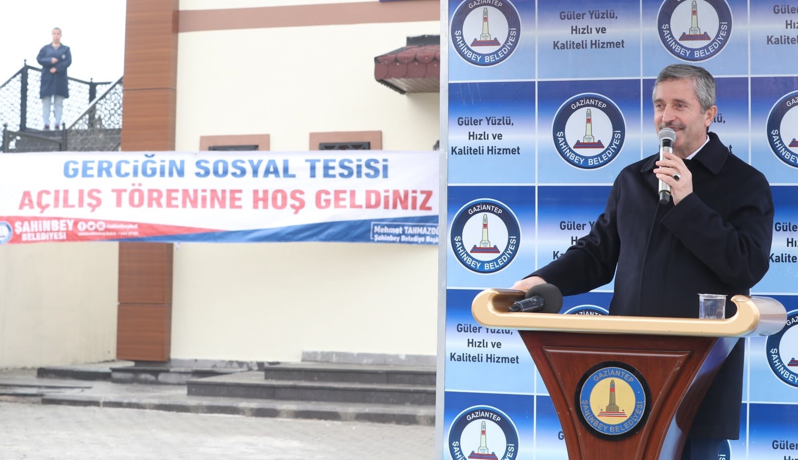 Bakanmzdan Gerciin Mahallesine Sosyal Tesis