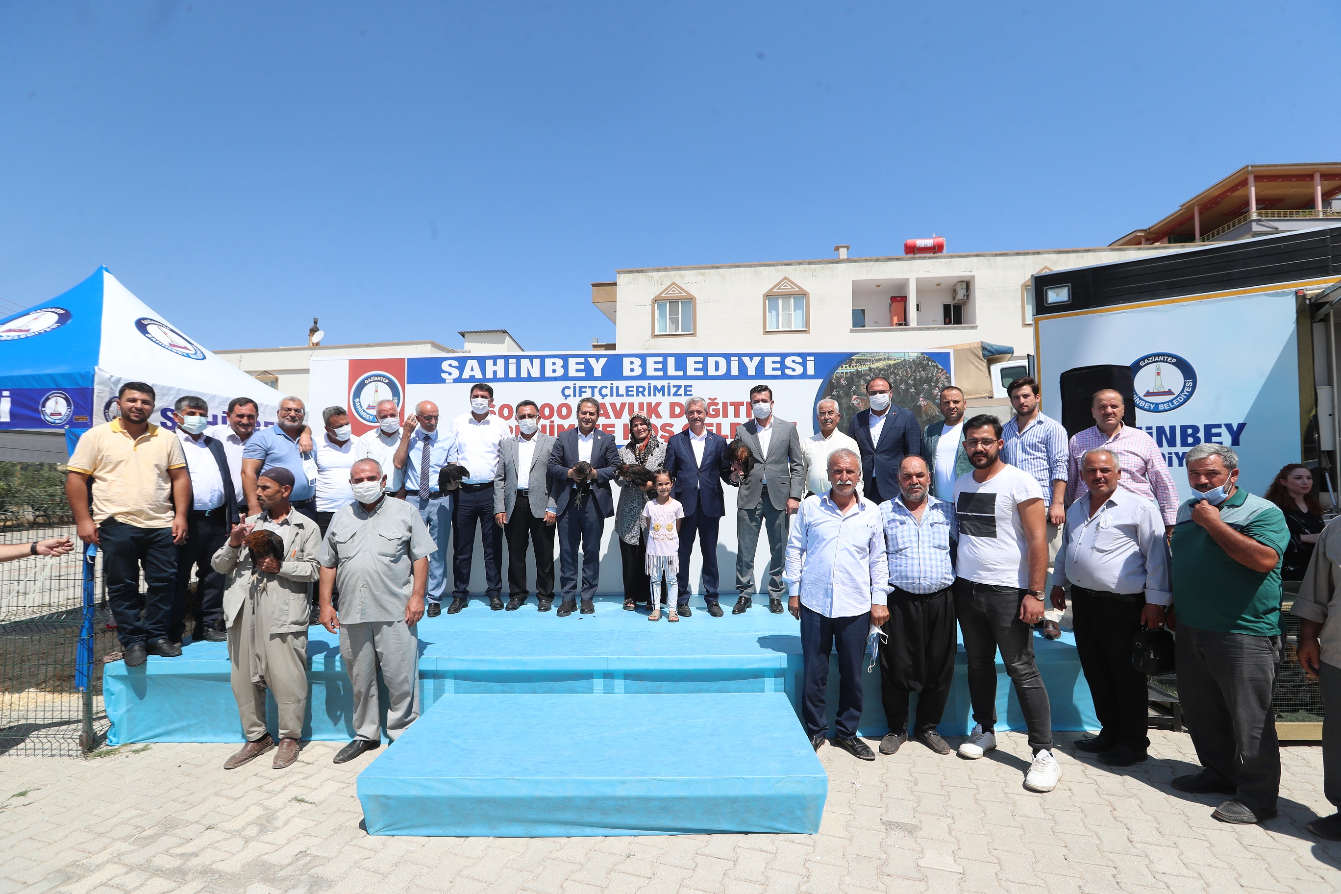 Belediyemiz 60.000 Adet Tavuk Datmna Devam Ediyor
