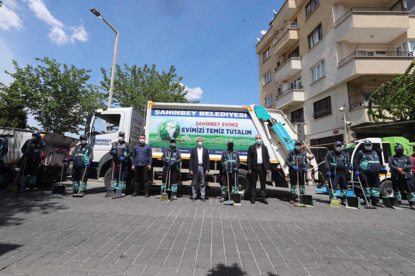 Belediyemiz Temizlik Ekipleri 7/24 Grev Banda