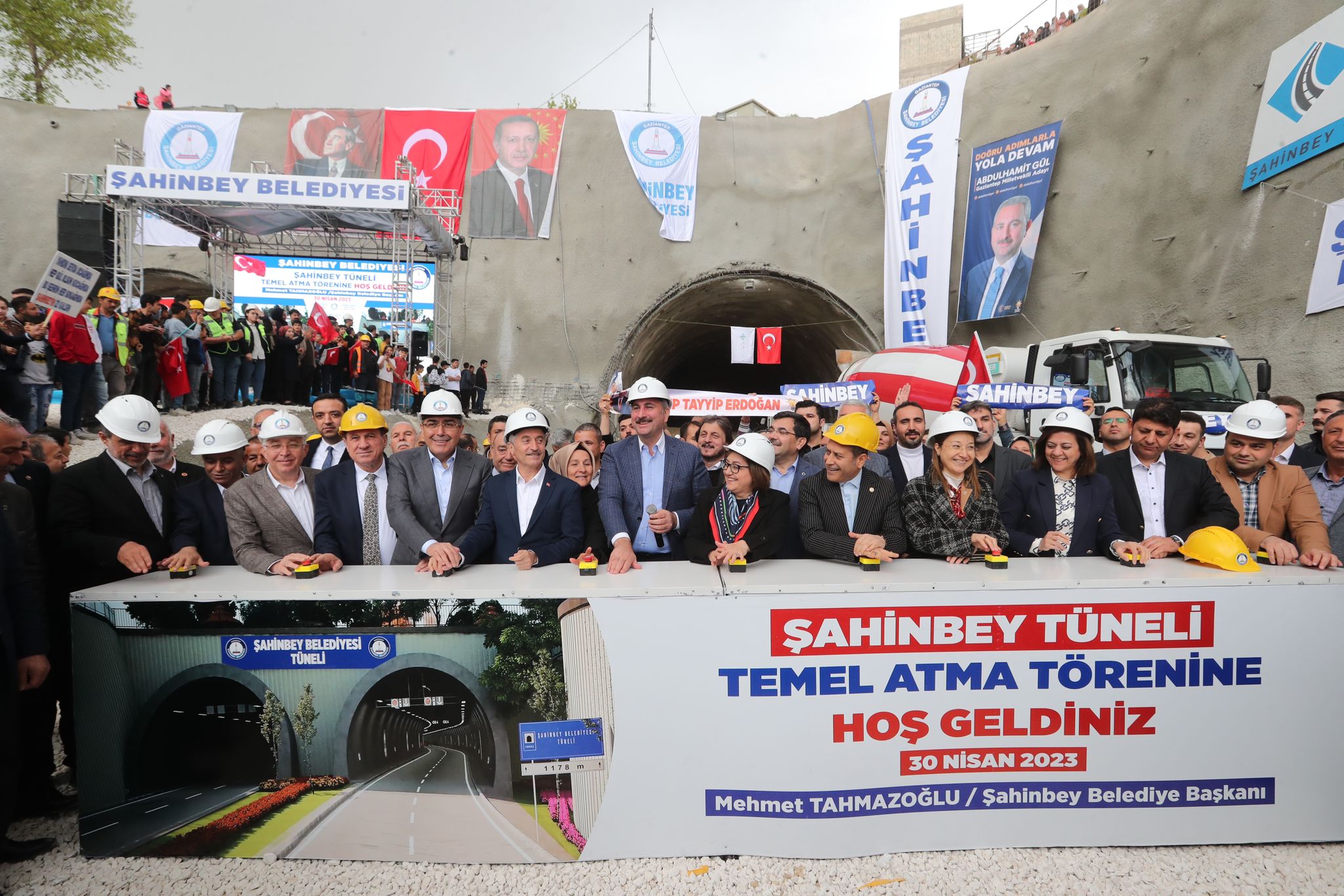 Dev Tnel Projesinin Temelleri Atld