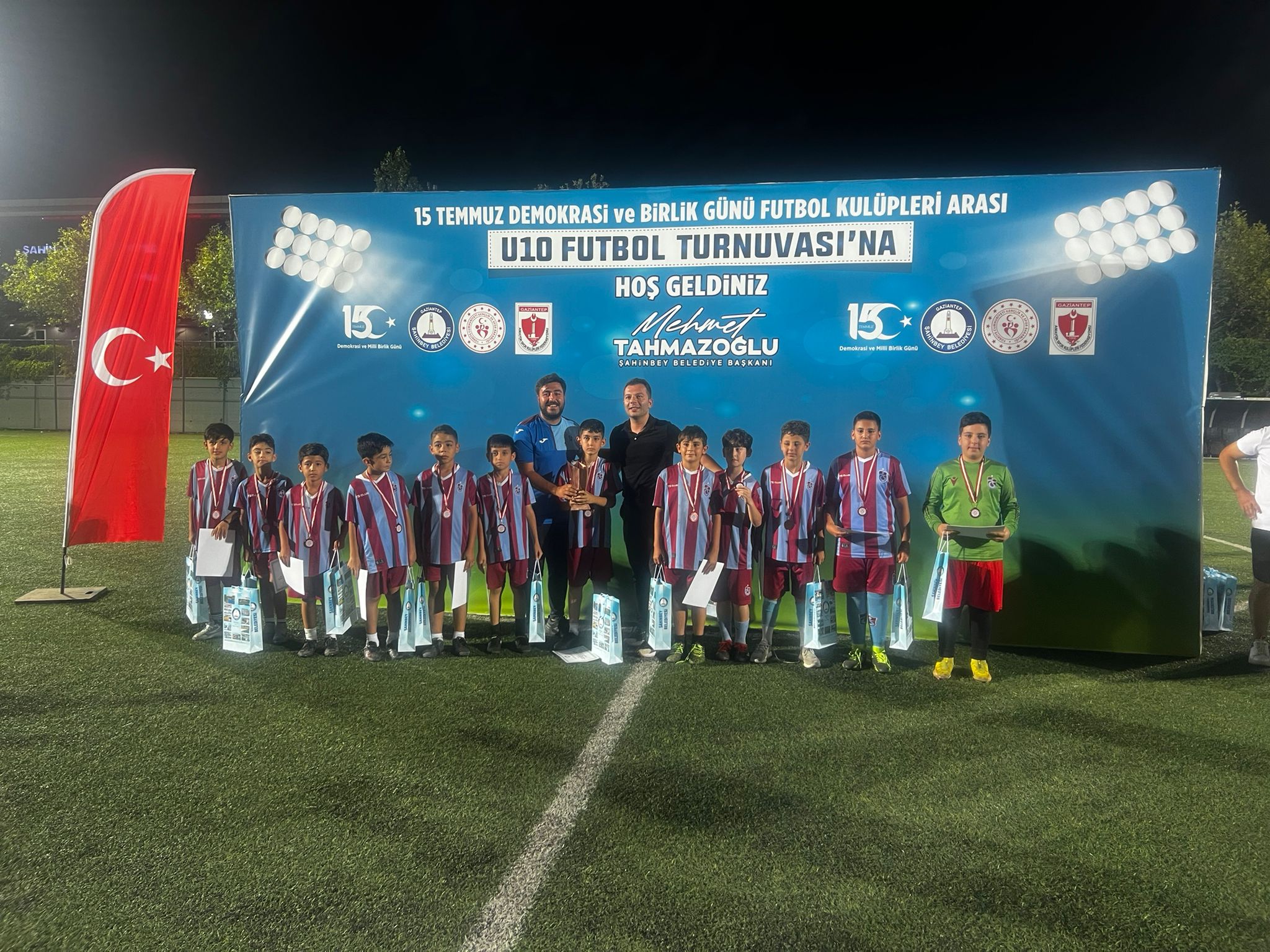Minik Futbolcular Belediyemizin Organizasyonunda Kar Karya Geldi