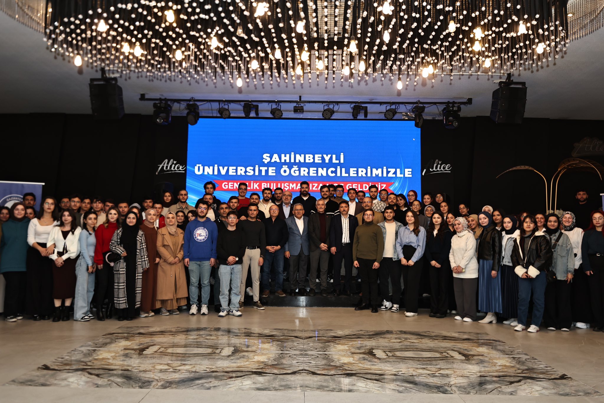 Bakanmz Kayseri, Nide, Ve Nevehirde ahinbeyli niversite rencileri le Biraraya Geldi