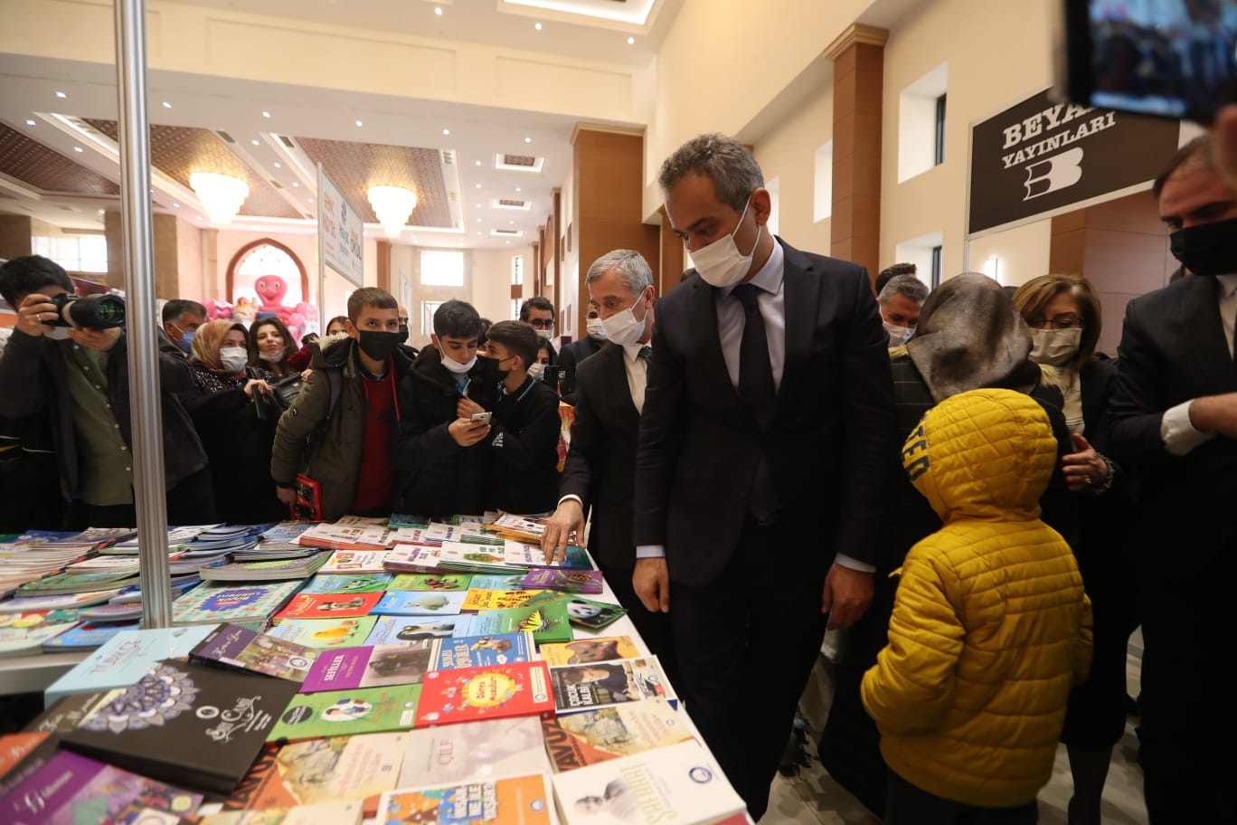 Gaziantep ahinbeyli Kitap Sever ocuklar in ifte Sevin Tek festivalde Bulutu