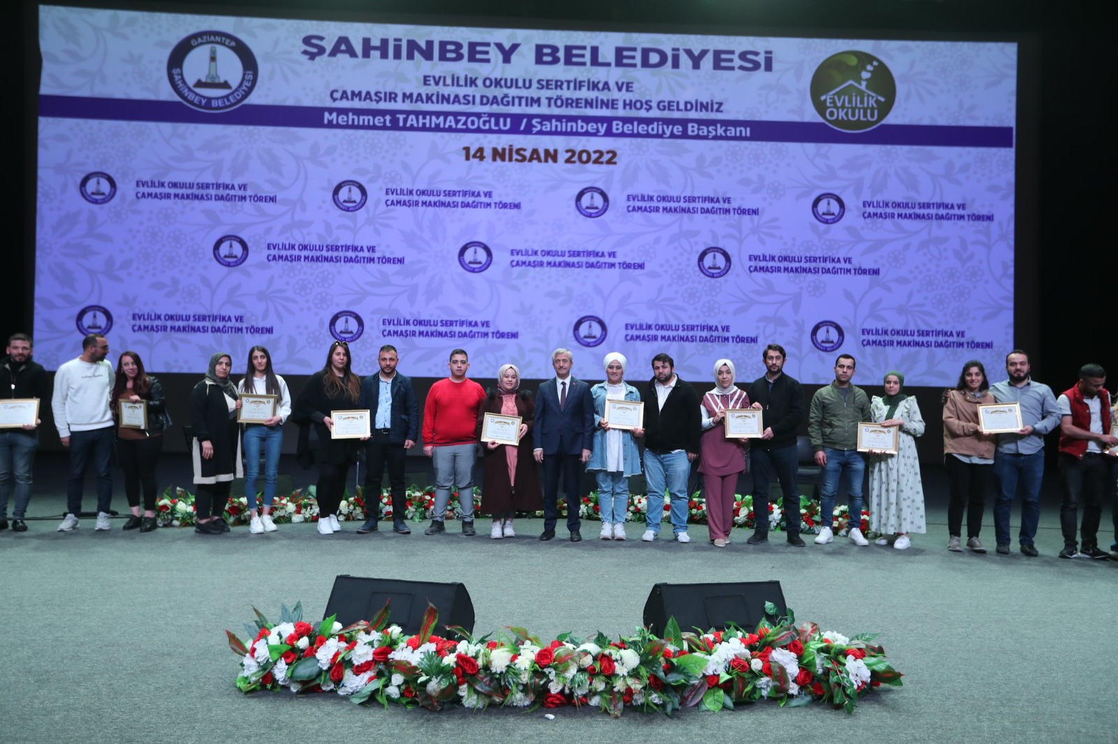 Belediyemiz Evlilik Okulunda Saliha Erdem Evliliin nemini Anlatt