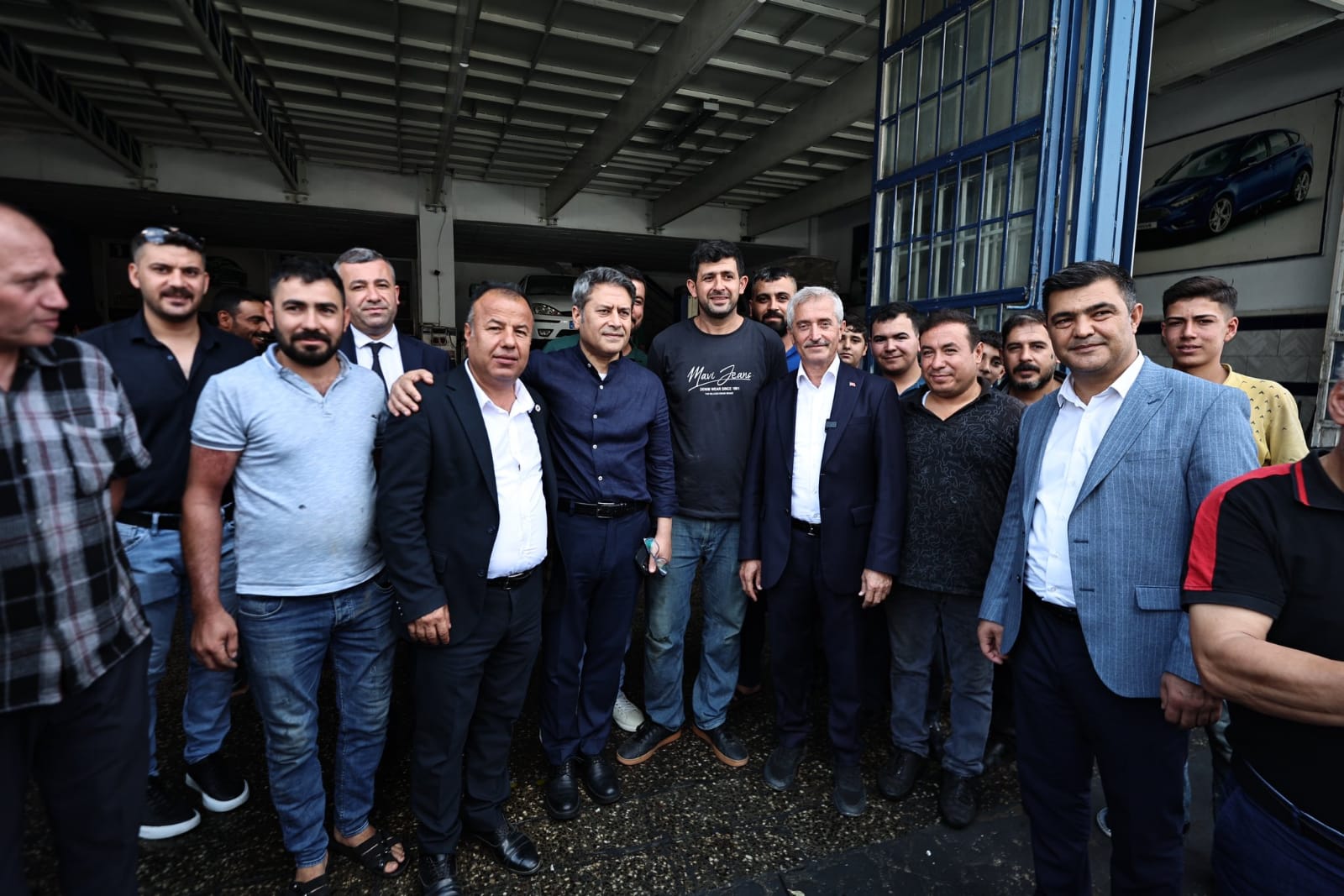 Bakanmz Ve Milletvekili Ali ahini Esnaf Ve Vatandala Bir Araya Geldi