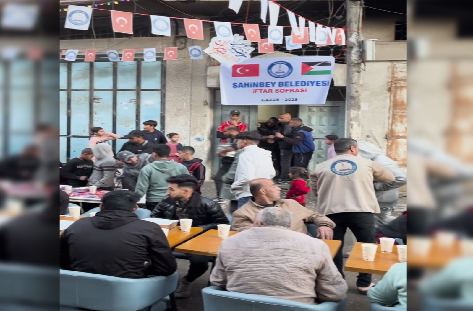 Belediyemizden Gazzede Kardelik ftar