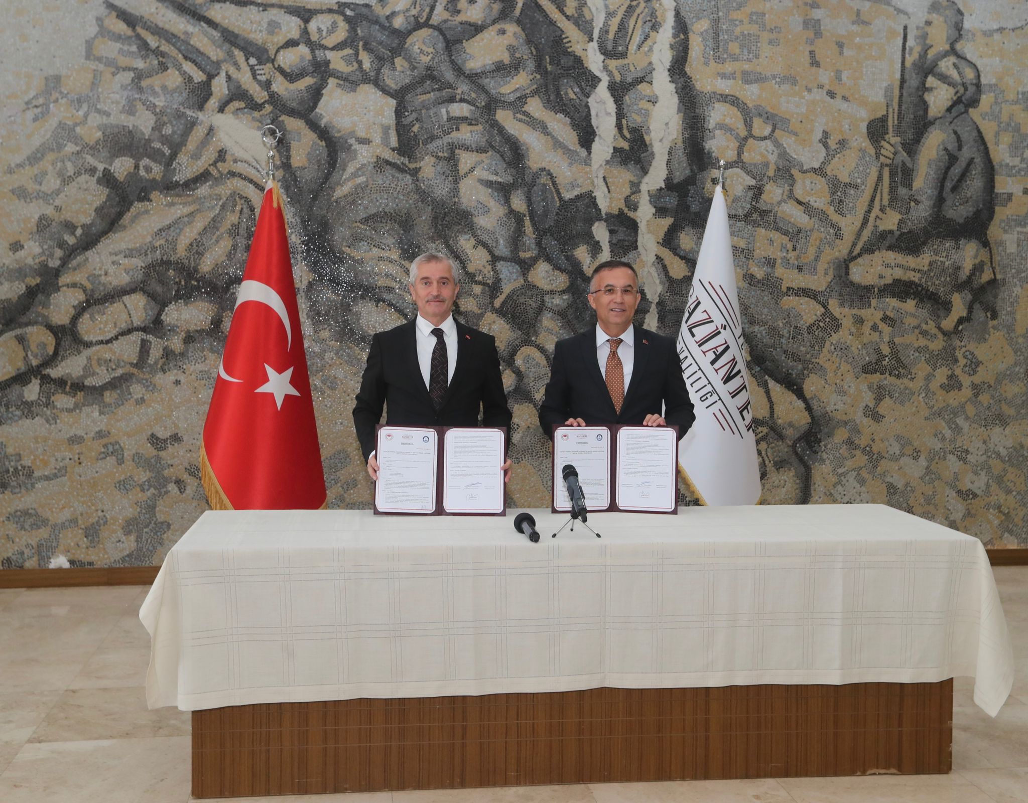 Belediyemiznden Hayvan Yetitiricilerine 45 Milyon Kilogram Yem Destei