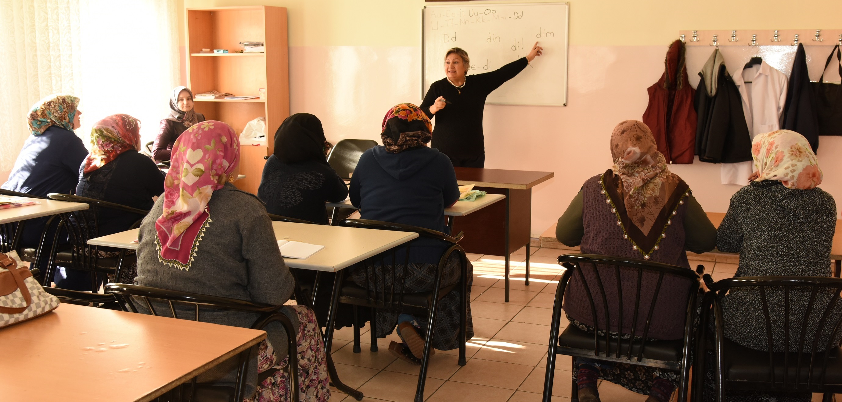 Yetim Anneler Bilgilendiriliyor