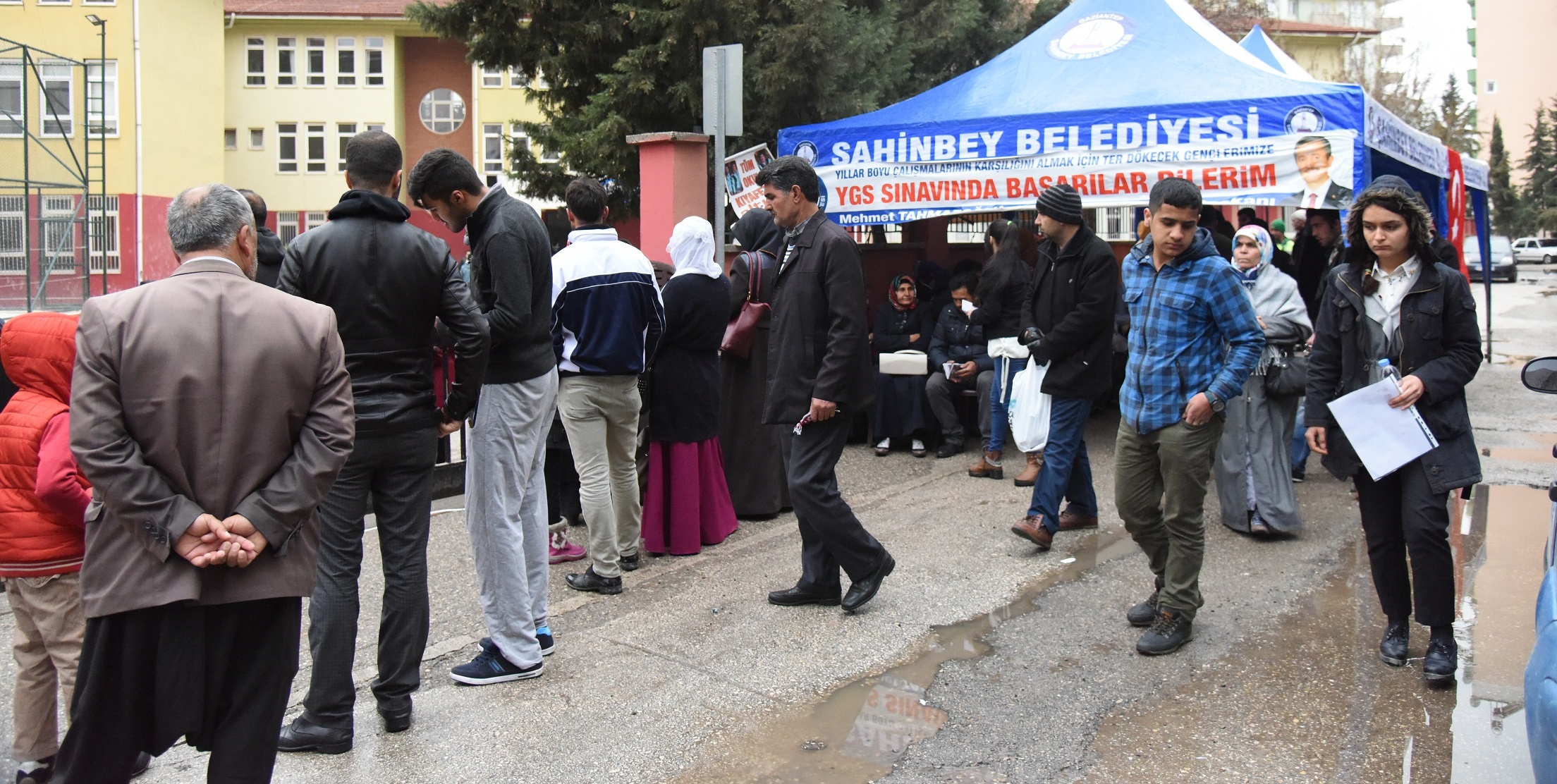 ahinbey, YGSye Giren rencileri Ve Ailelerini Unutmad