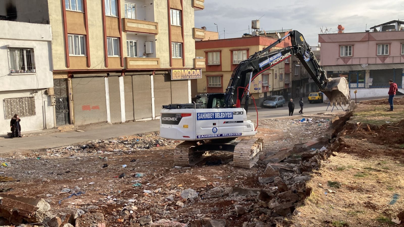 Belediyemizin Yol Ama almalar Devam Ediyor