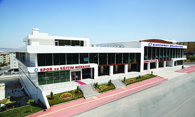 ahinbey Ky Pazar, Spor ve Eitim Merkezi
