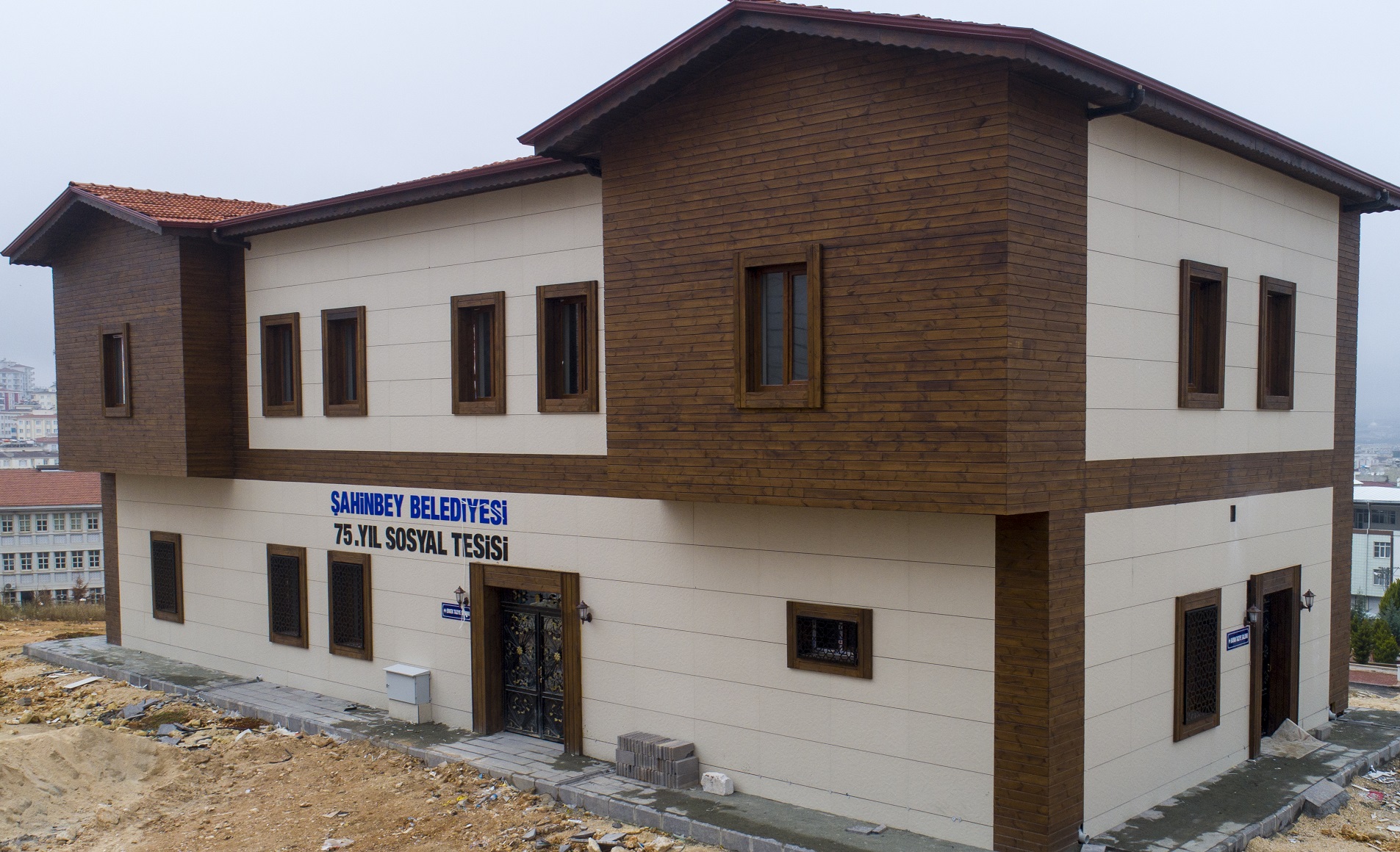 75. Yl Taziye Evi