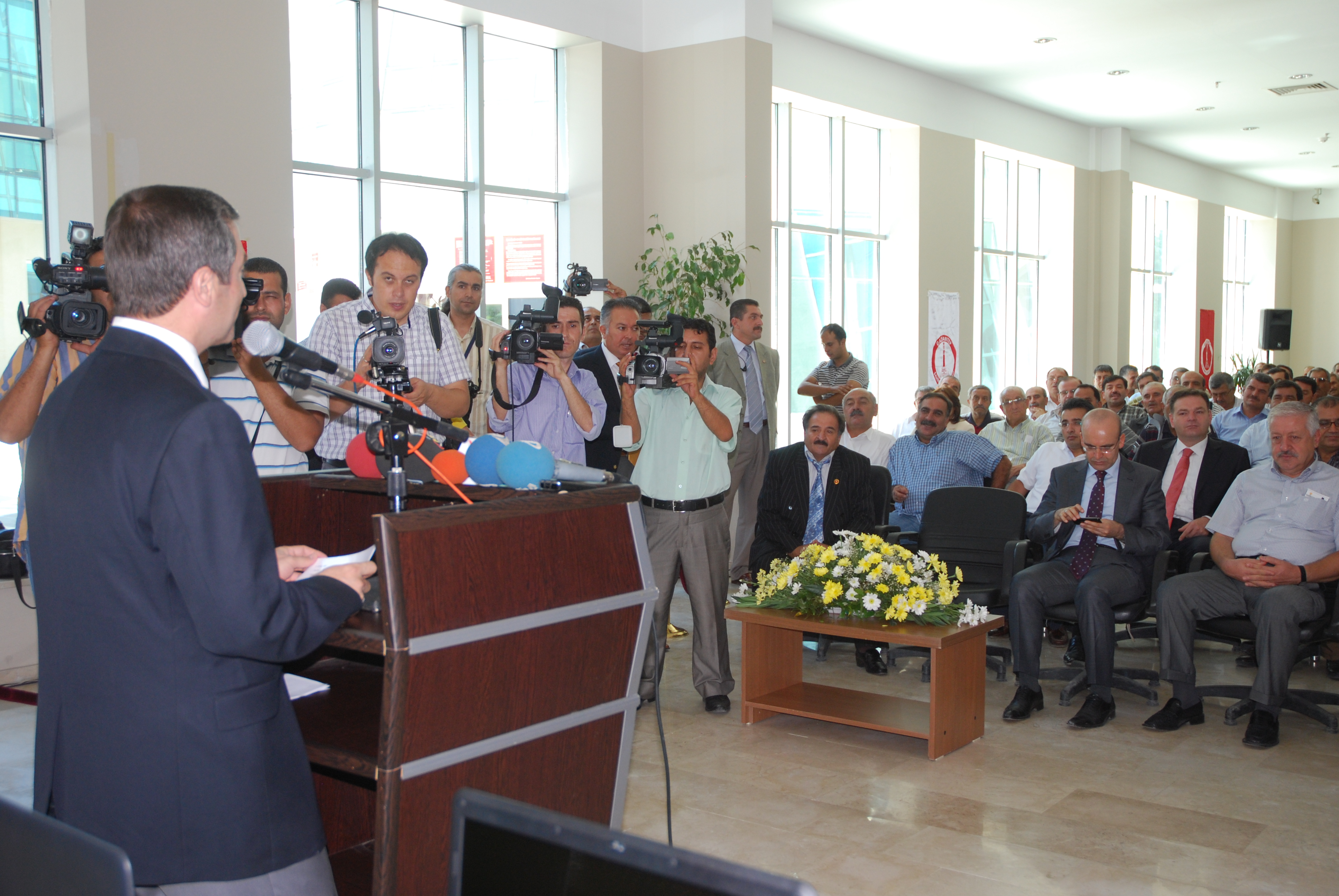 ahinbey lesindeki Mahalle Muhtarlarna Laptop Datm 