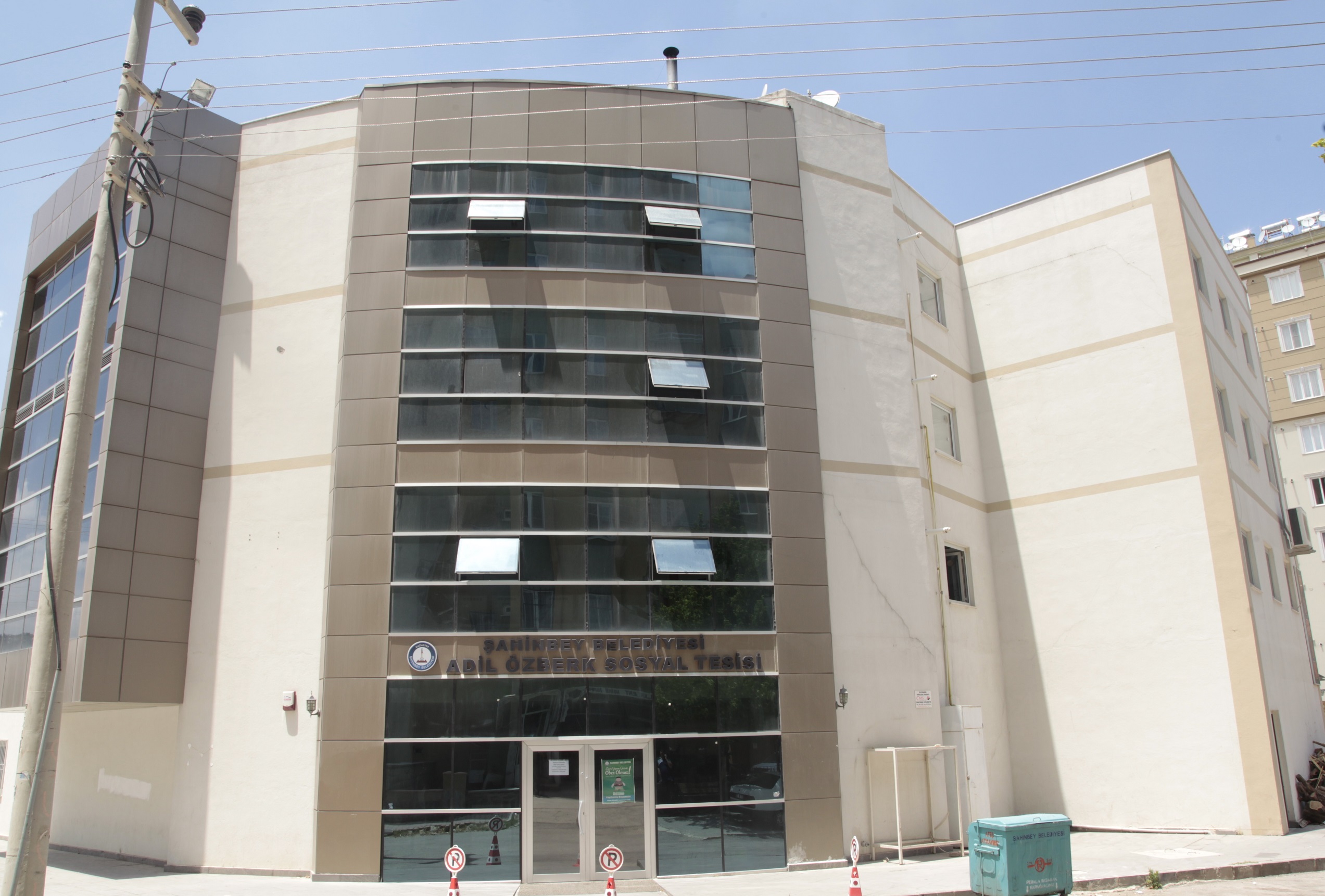 Adil zberk Taziye Evi