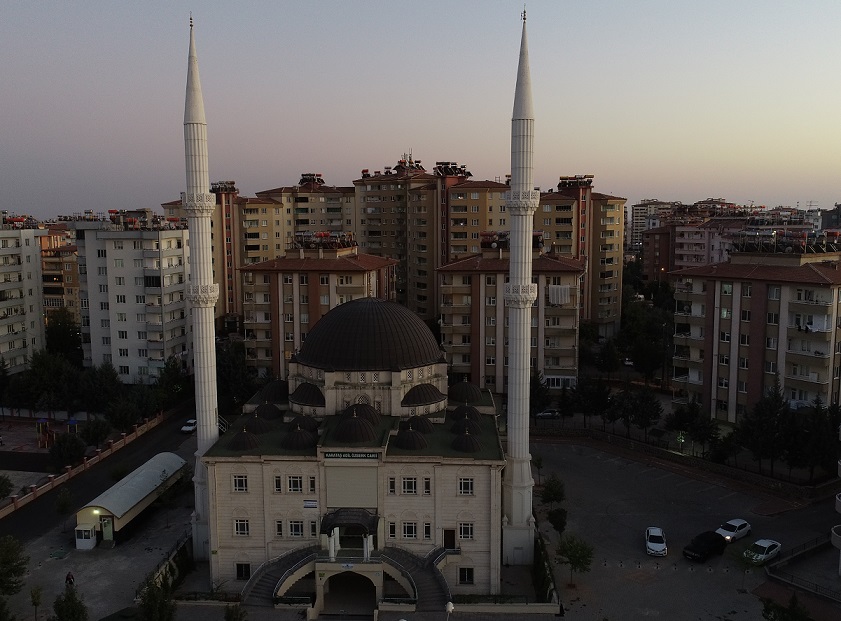 Adil Özberk Camii