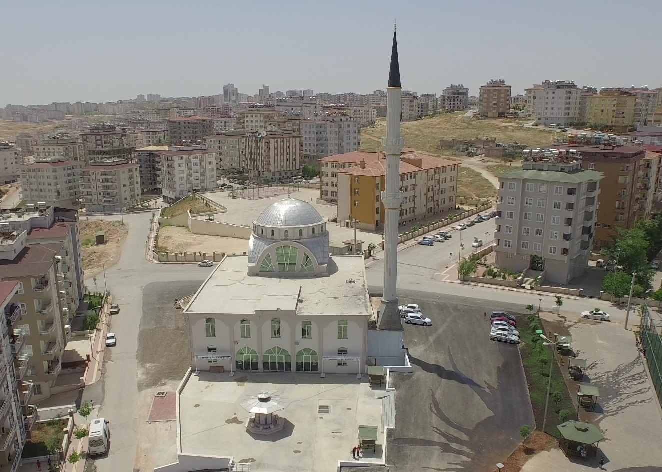 Nezihe erafettinolu Camii