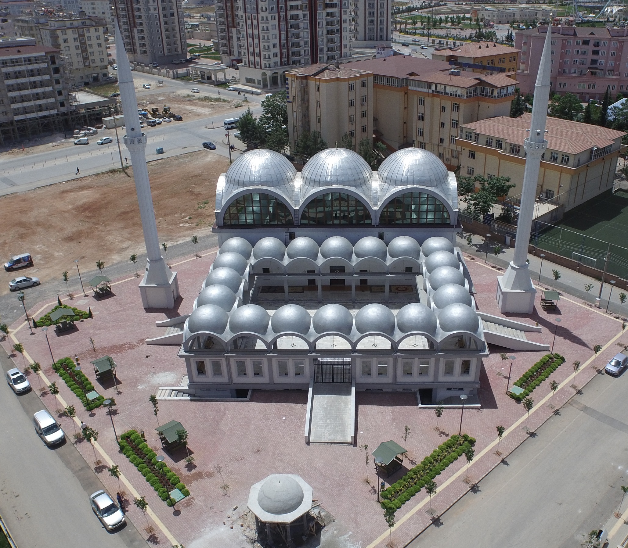 mer Homan Camii