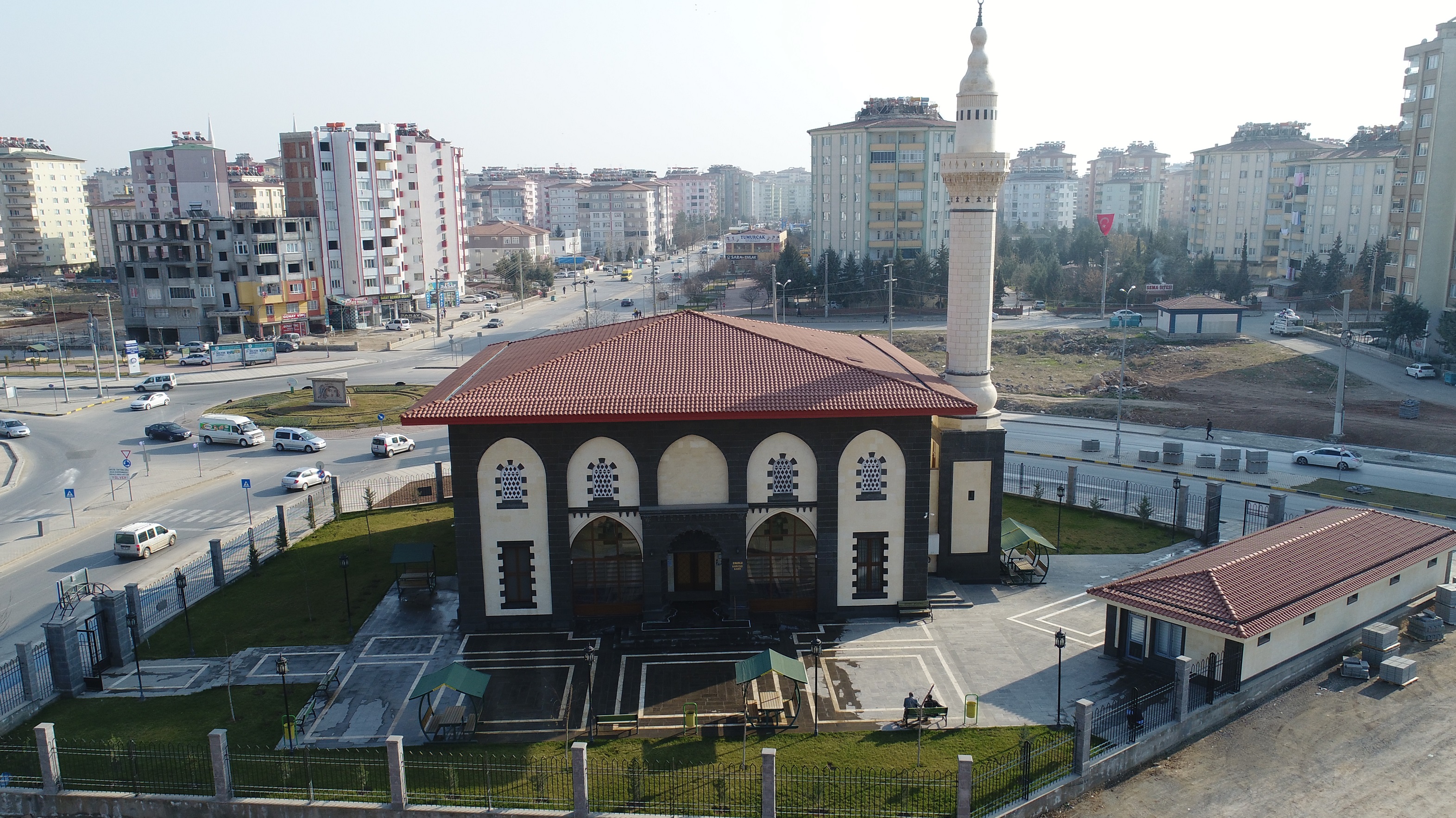 Karata Eruslu Camii