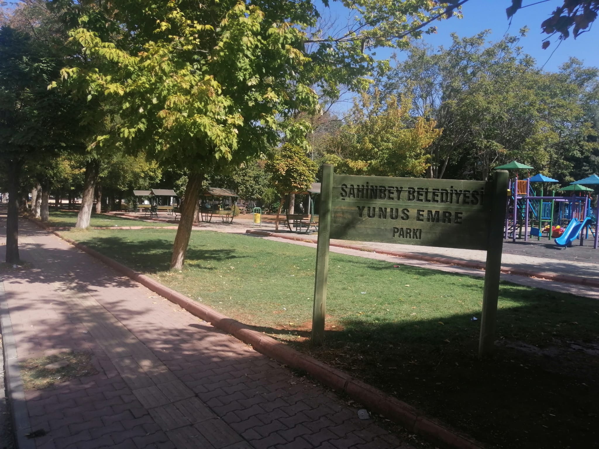 Yunus Emre Park (Beyazlar 1 Nolu Park)